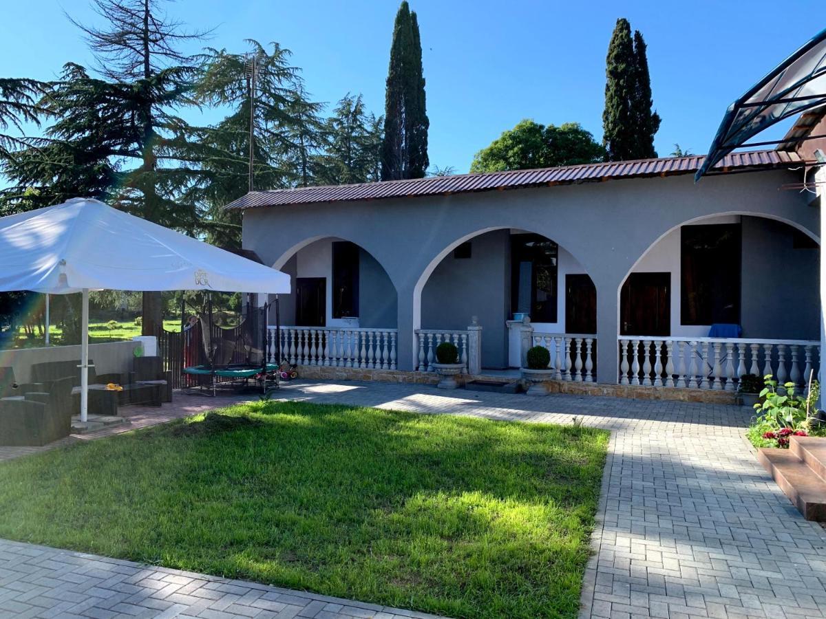 Mini Hotel Amra Pizunda Exterior foto